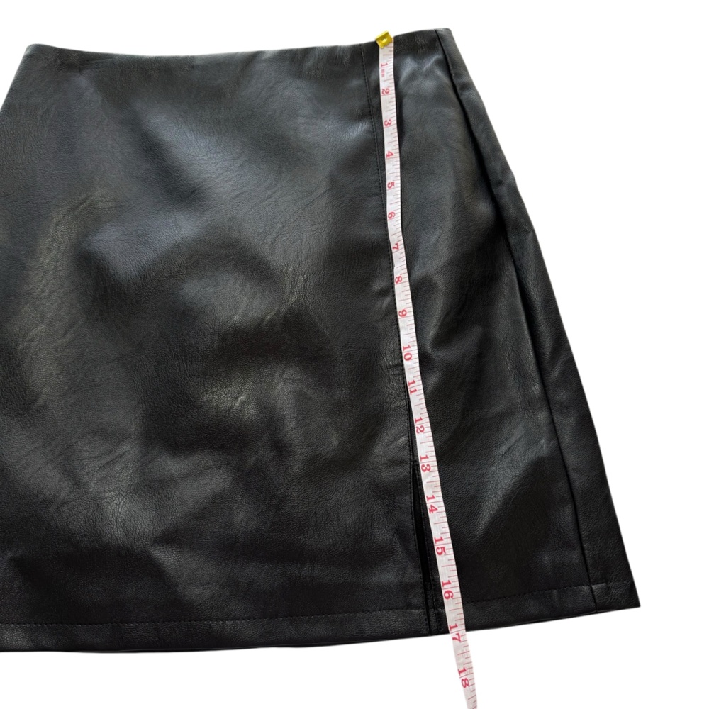 NWT TOPSHOP Faux Leather Mini Skirt‎ Vegan Leather Split Party Holiday 4 Small - Picture 13 of 13